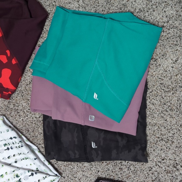 Fabletics Lot, Size L - Picture 2 of 6